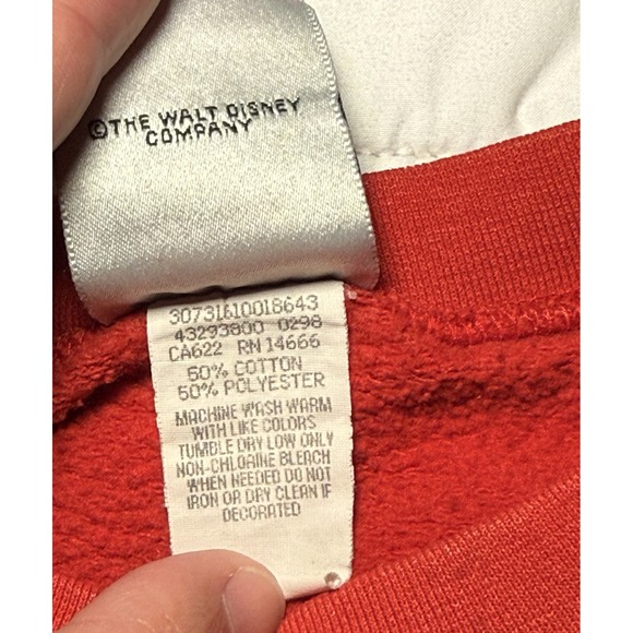 Disneyland Mickey Mouse Red Sweatshirt Women's L/XL Y2K Vintage Crewneck - Picture 6 of 10